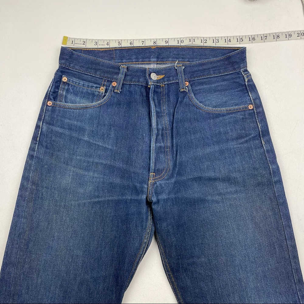 Vintage Levi’s 501 High Waisted wedgie Jeans - Picture 2 of 7